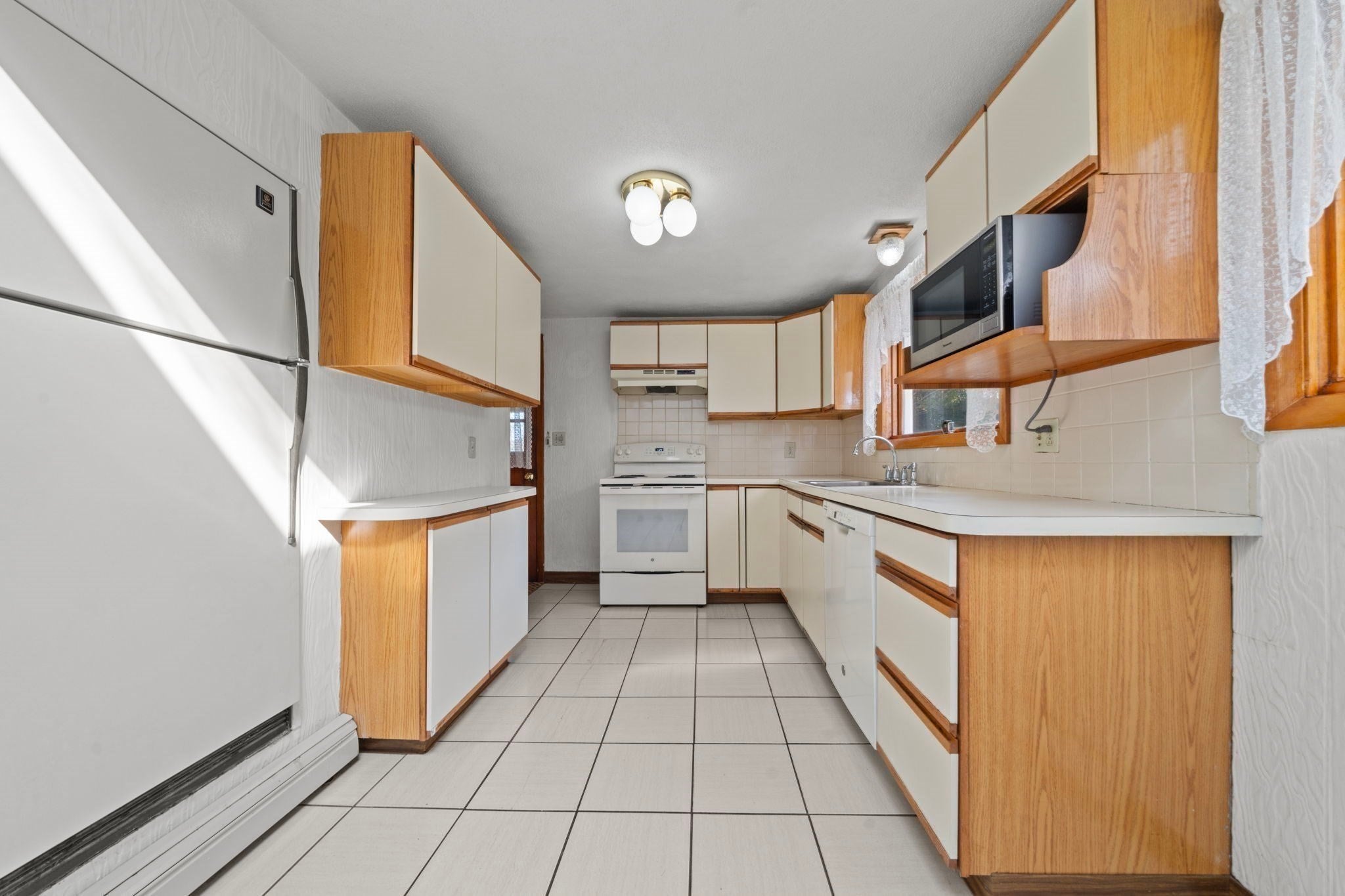 5 Anderson St, Peabody, MA Photo #9