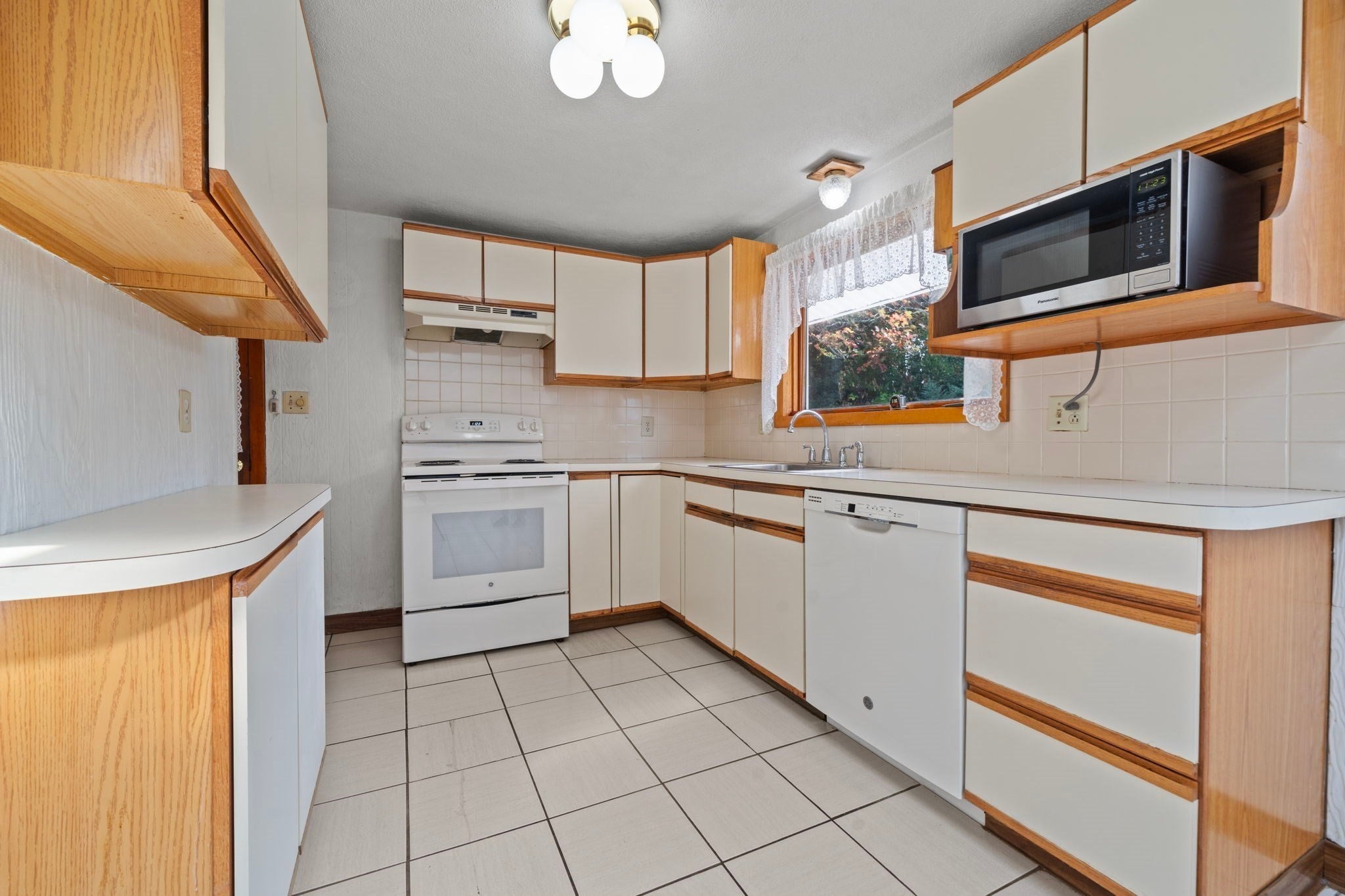 5 Anderson St, Peabody, MA Photo #6
