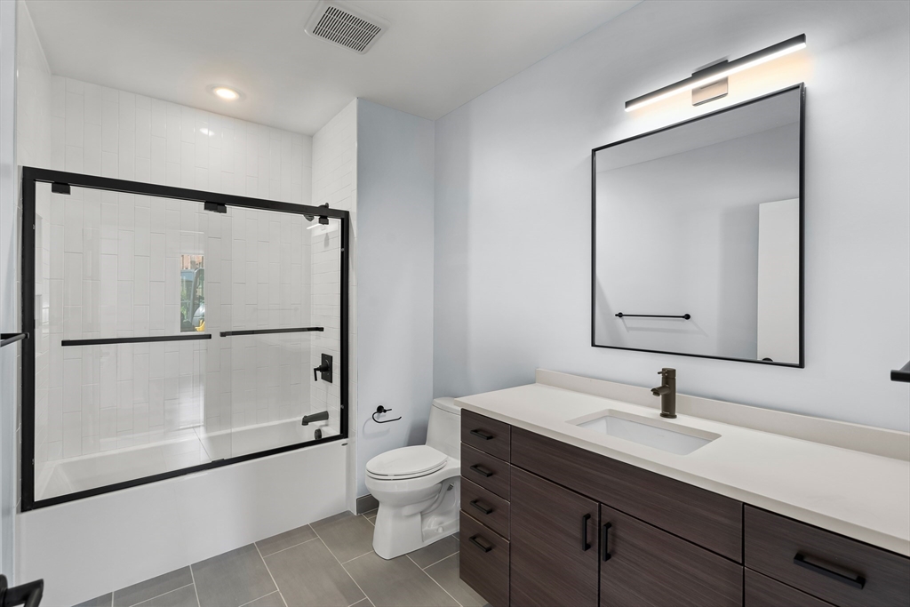 54 Auburn ST #100, Brookline, MA Photo #6