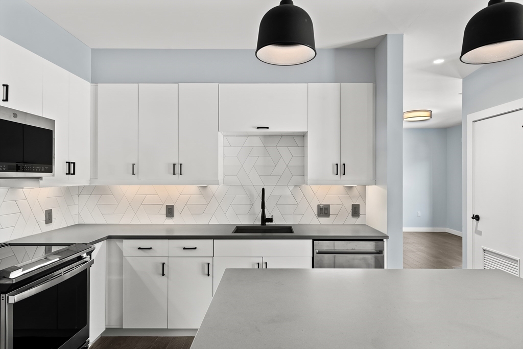 54 Auburn ST #100, Brookline, MA Photo #1