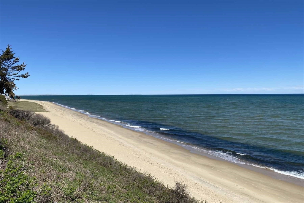 10 Wharf Ave
