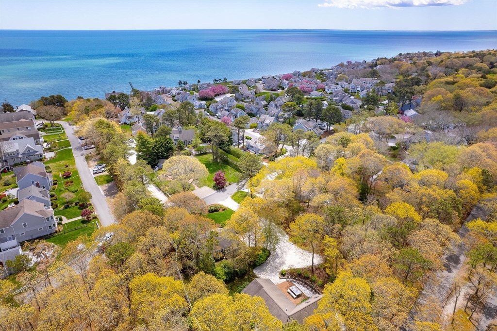 10 Wharf Ave