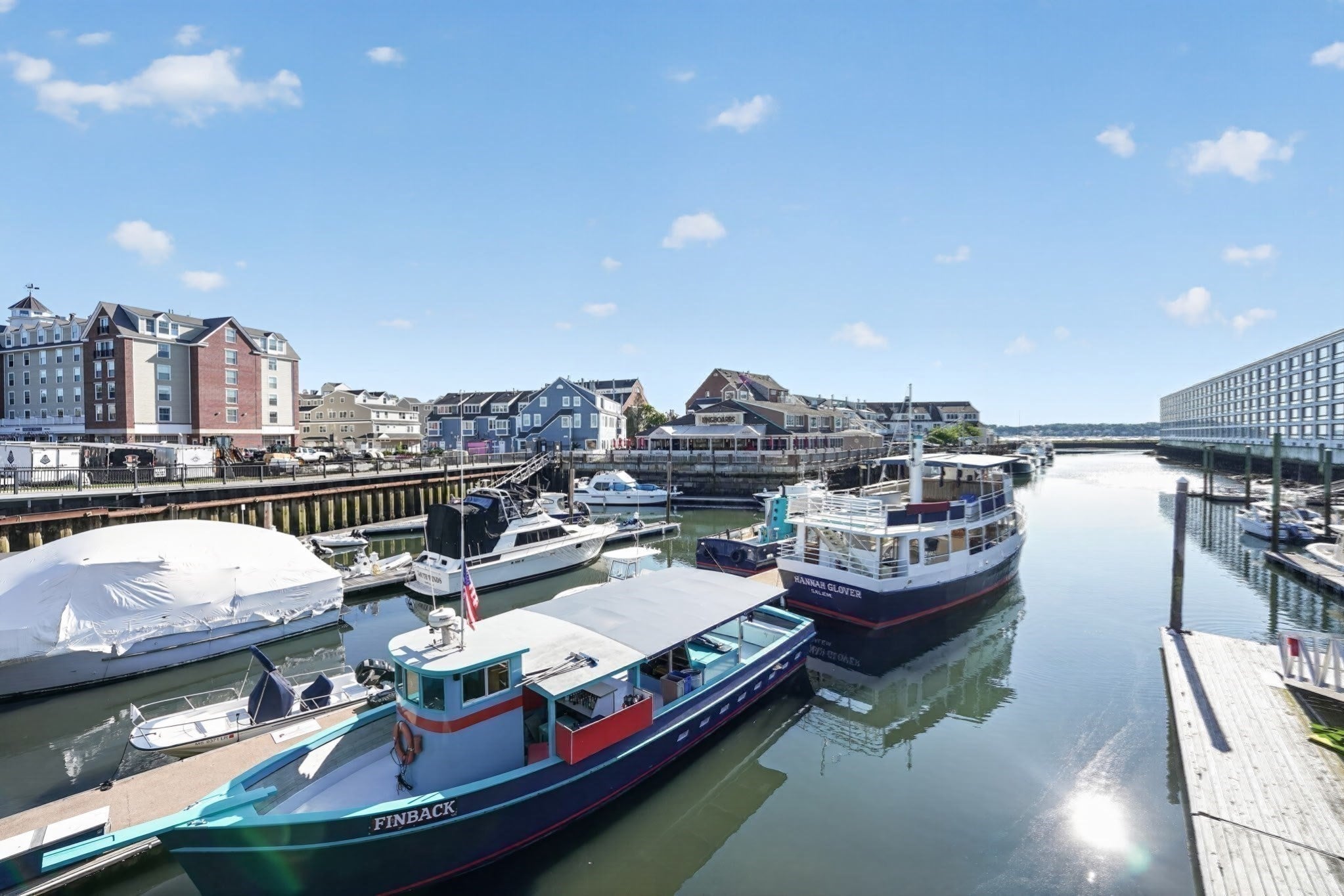 64 Wharf Street J2, Salem MA 01970