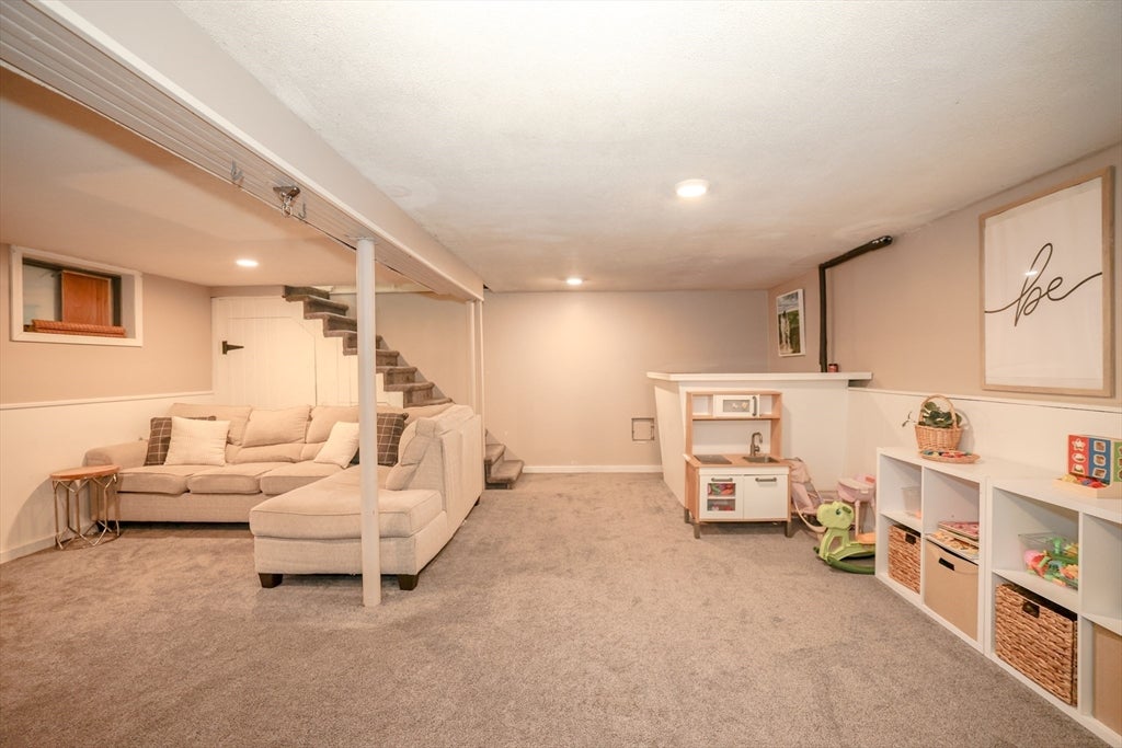 449 Buck St, Pembroke, NH Photo #20