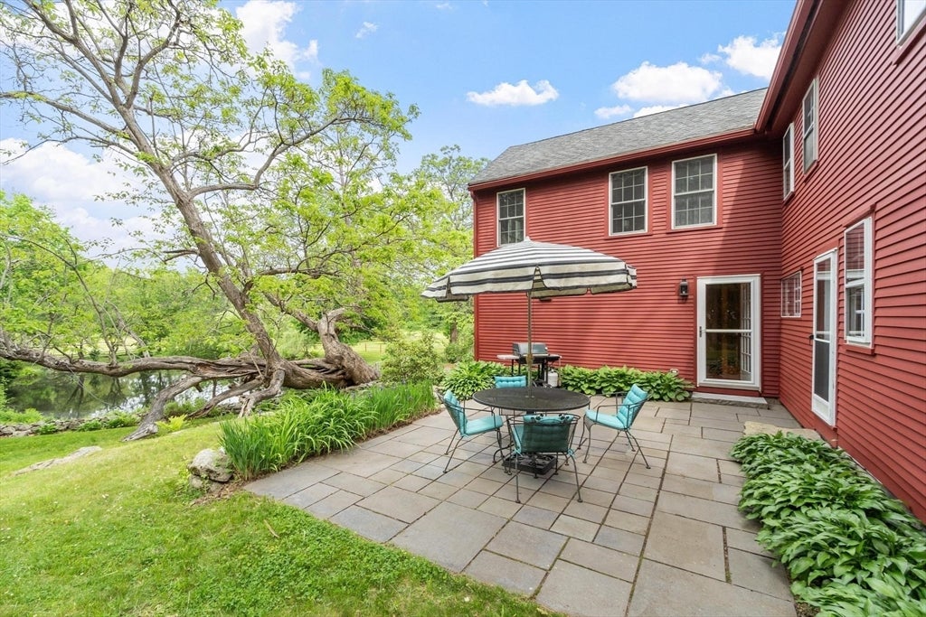 19 Maple Road