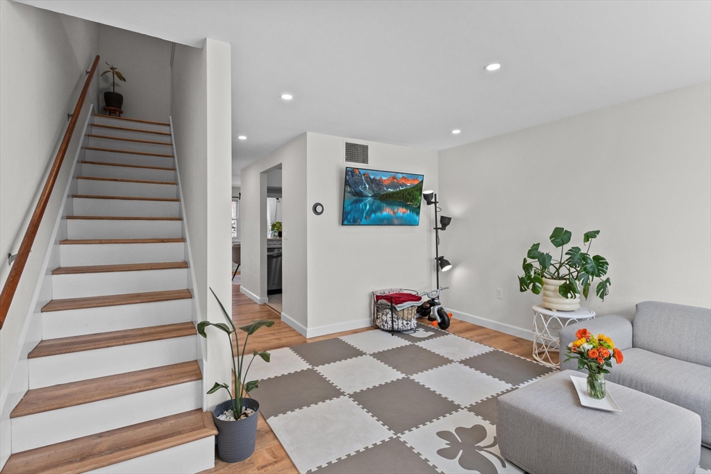 5257 Washington St. 5257