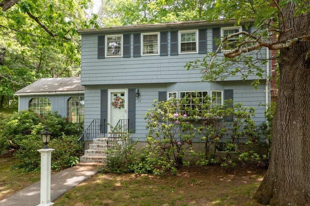 73 Hood Road
