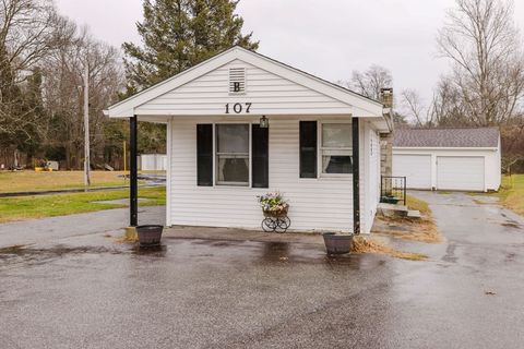 107-R Walker Swansea MA 02777