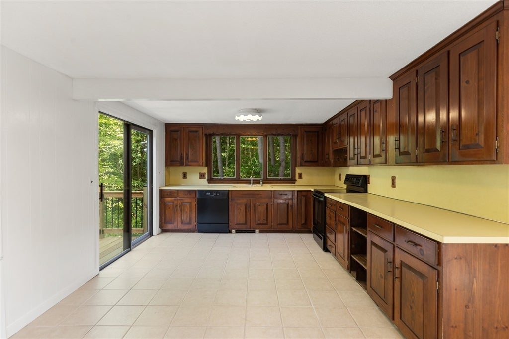 59 Holly St, Gloucester, MA, 59 Holly St, Gloucester, MA Photo #14