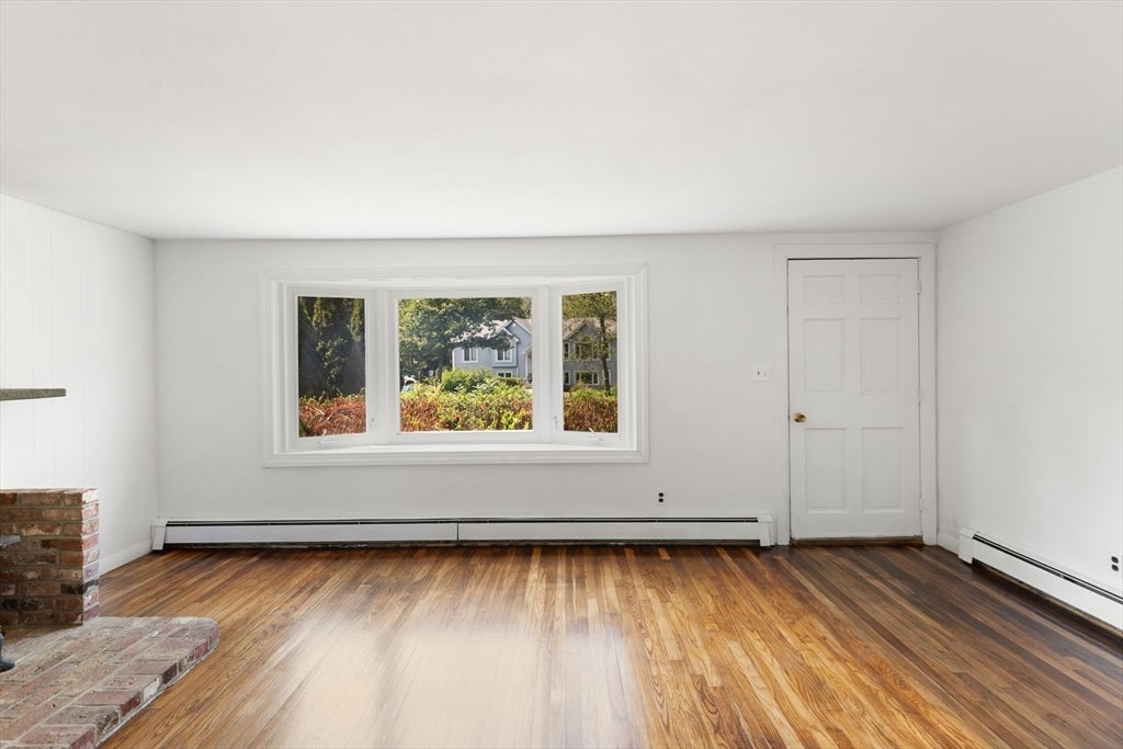 59 Holly St, Gloucester, MA, 59 Holly St, Gloucester, MA Photo #12