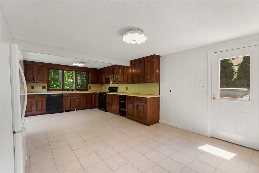 59 Holly St, Gloucester, MA, 59 Holly St, Gloucester, MA Photo #13