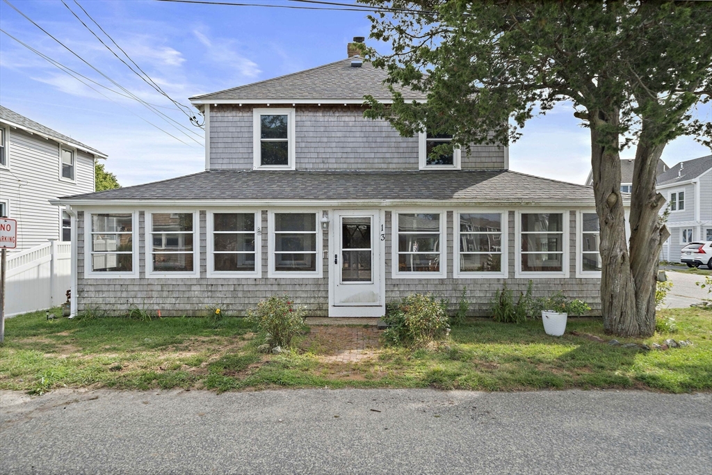 13 Brighton St