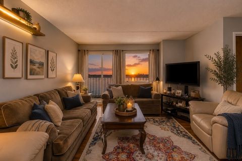 Photo of 200 Cove Way #909, Quincy, MA 02169 (MLS # 73517262)