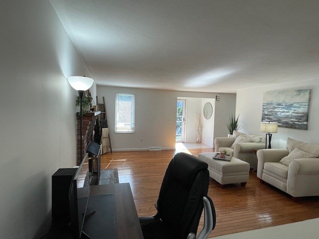 54 Michael Road 33