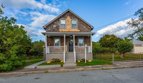 Photo of 23 Garfield St, Dartmouth, MA 02748 (MLS # 73490034)