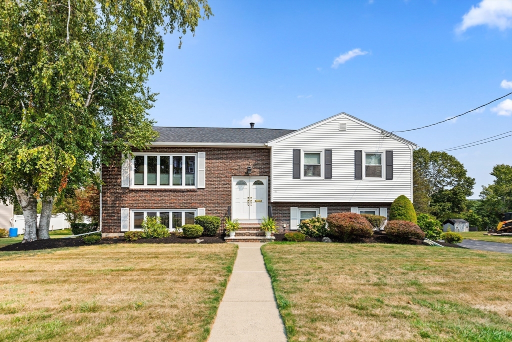 41 Mohawk St