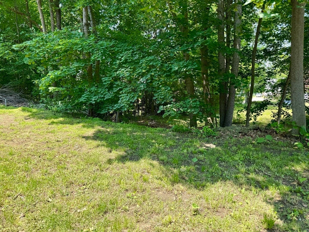 23 Trafalgar Square #23, Barre, MA Photo #17