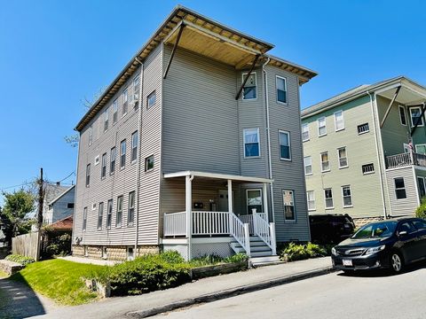 32 Ames St Worcester MA 01604
