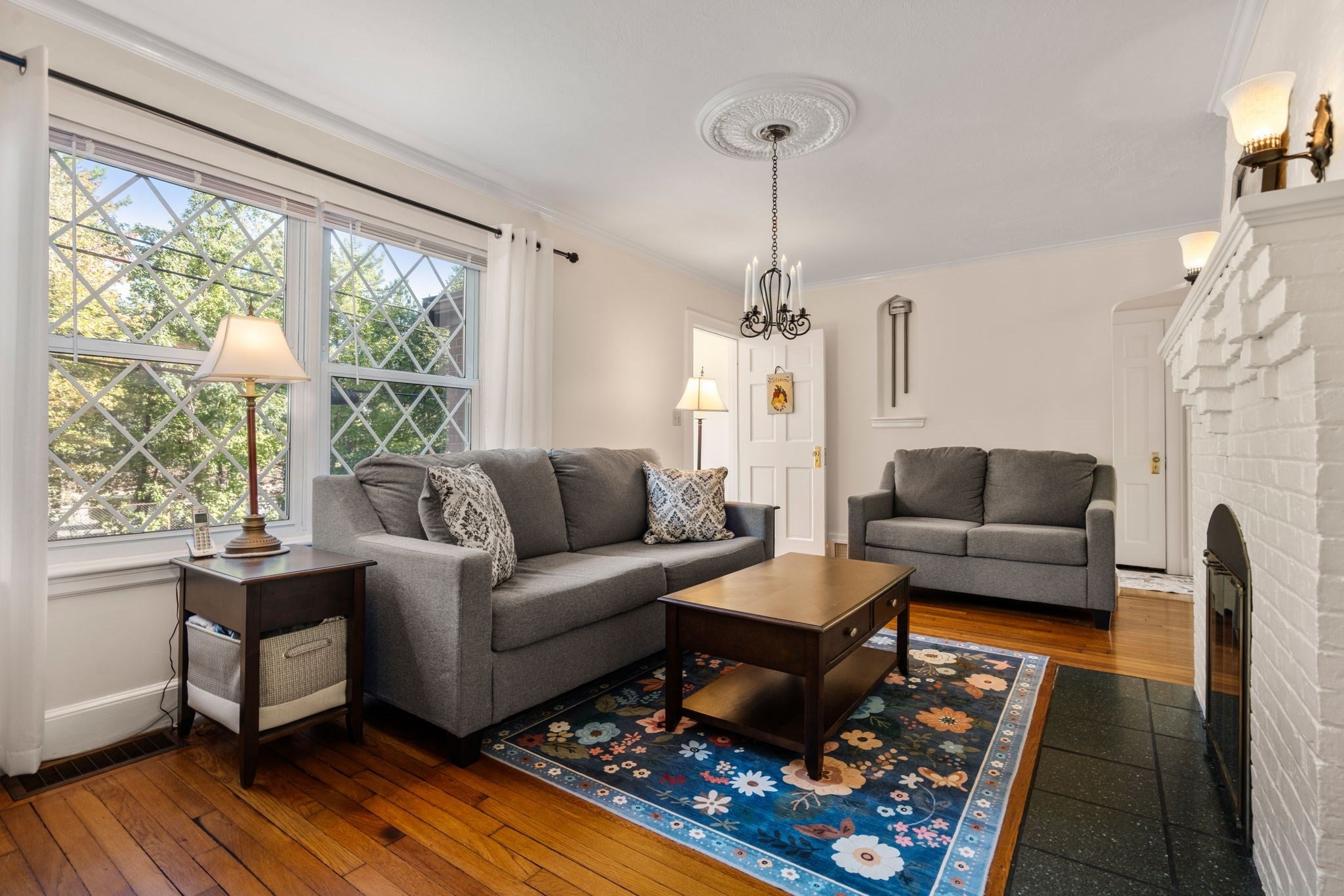 122 Austin St, Newton, MA, 122 Austin St, Newton, MA Photo #2