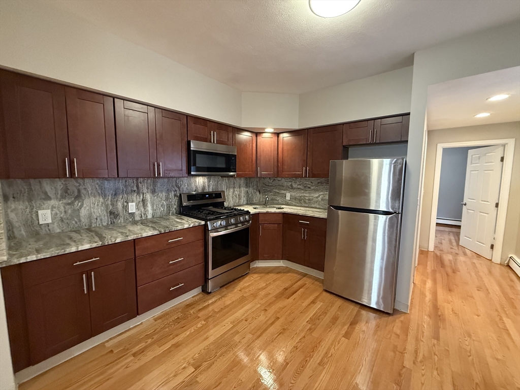 148 Chestnut Street 2