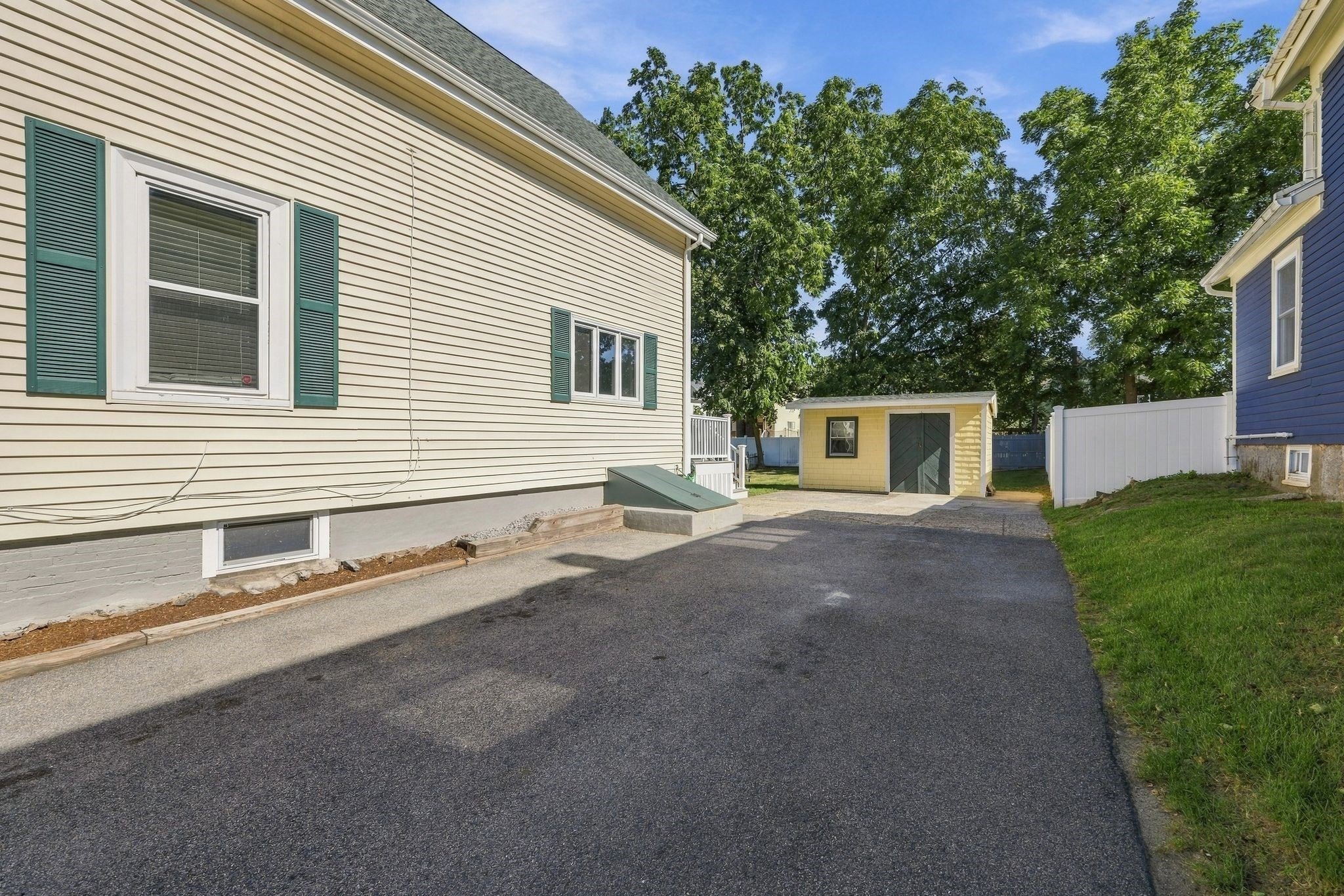 18 Kernwood Ave, Beverly, MA, 18 Kernwood Ave, Beverly, MA Photo #3
