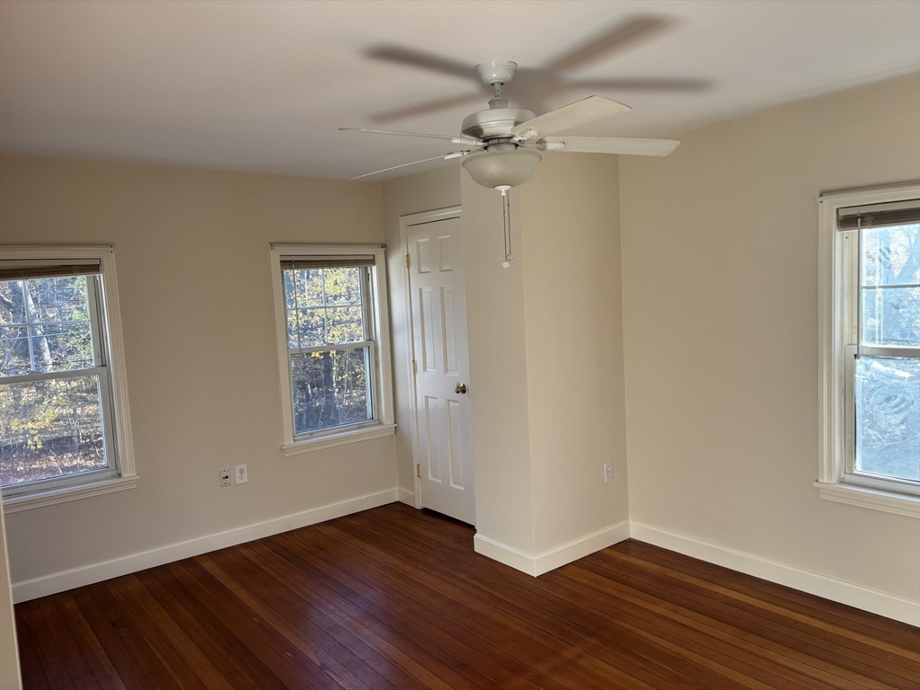 Woburn, Massachusetts 01801, United States, 2 Bedrooms Bedrooms, ,1 BathroomBathrooms,Residential,Active,216949