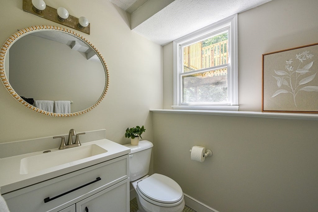 45 Neck Hill Road, Mendon, MA, 45 Neck Hill Road, Mendon, MA Photo #21