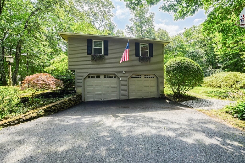 45 Neck Hill Road