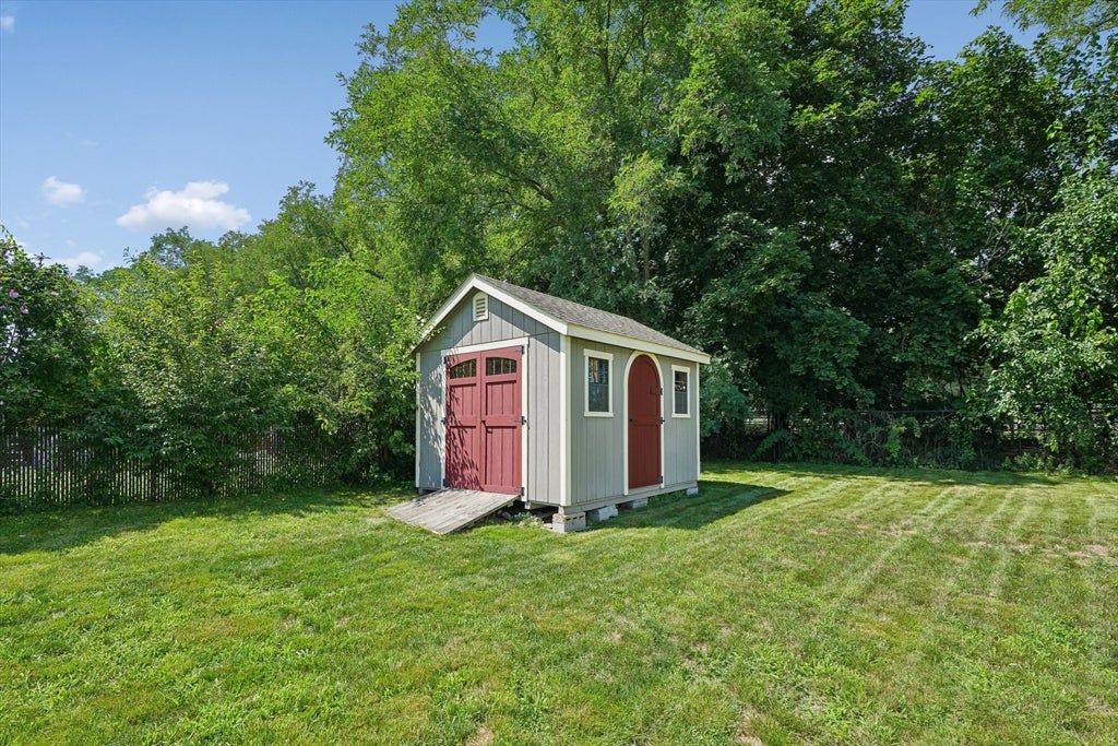 55 Vernon St, Bridgewater, MA, 55 Vernon St, Bridgewater, MA Photo #23