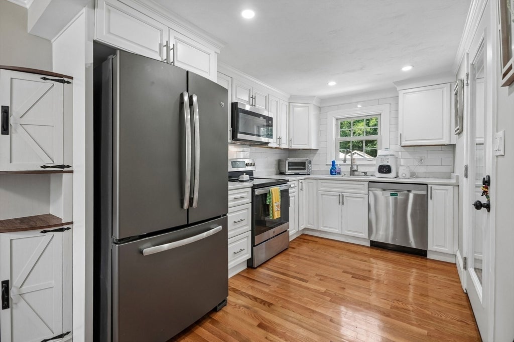 55 Vernon St, Bridgewater, MA, 55 Vernon St, Bridgewater, MA Photo #4