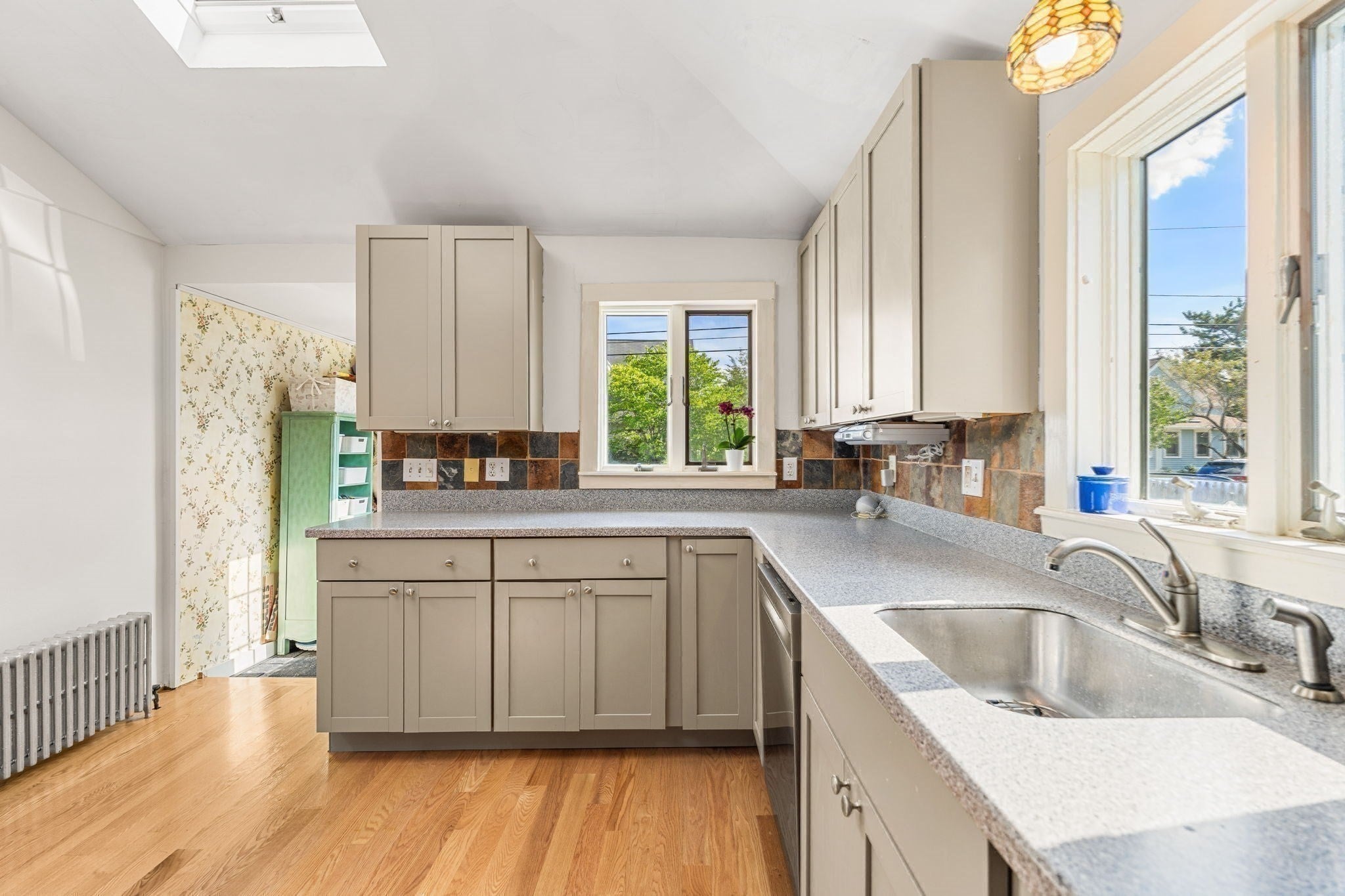 38 Pigeon Hill St, Rockport, MA Photo #8