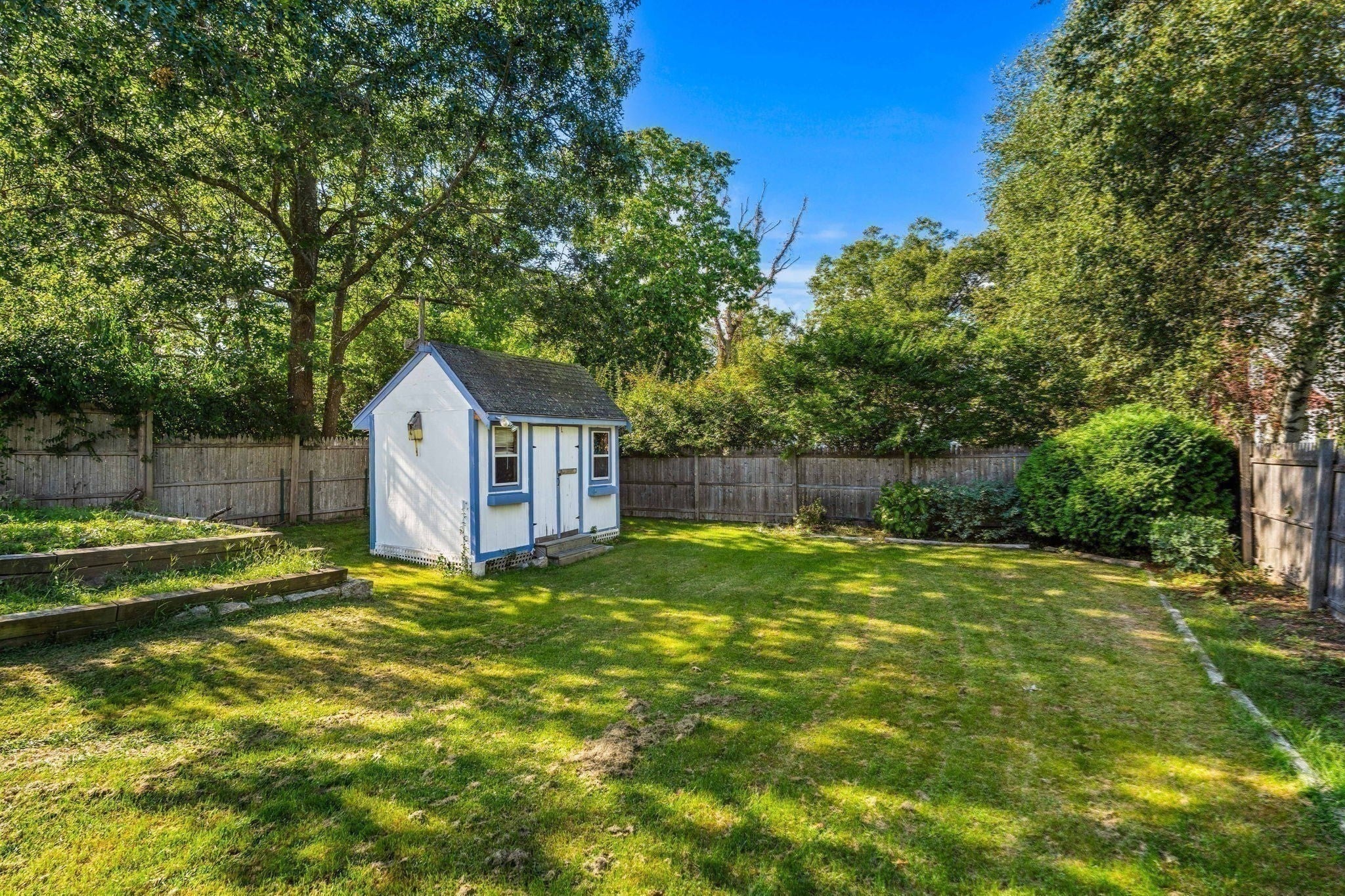 38 Pigeon Hill St, Rockport, MA Photo #19