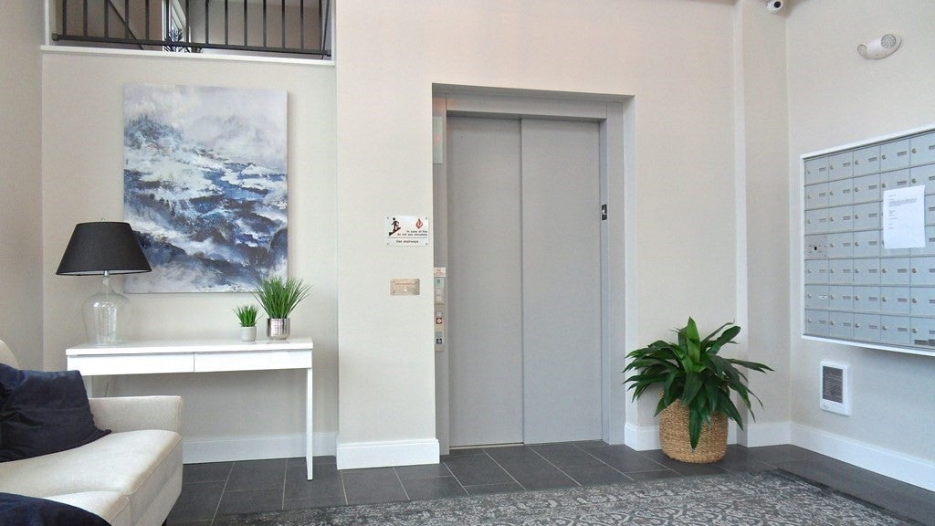 76 Stonley Road #6, Boston, MA Photo #3