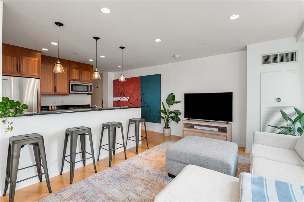 80 Broad St 1007