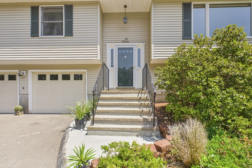 19 Westview Ter