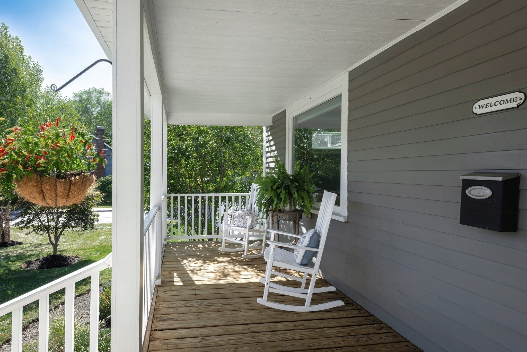 51 Topsfield Rd, Ipswich MA 01938