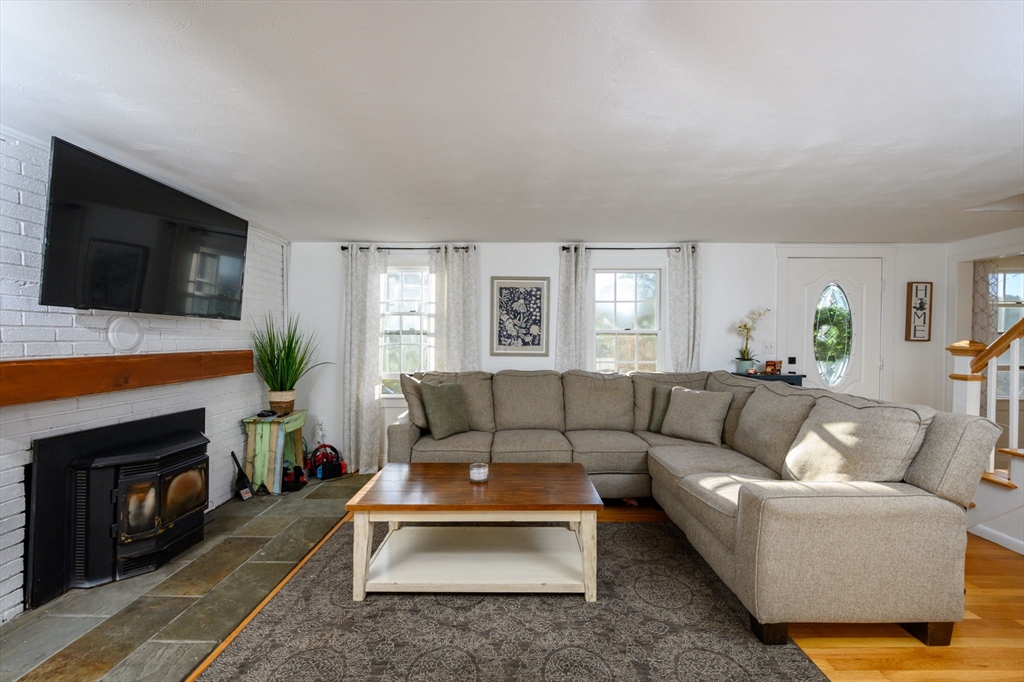 19 Langford Rd