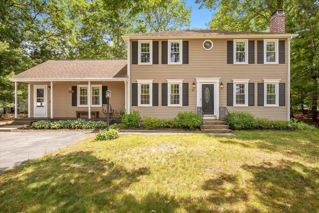 30 Brandeis Ln
