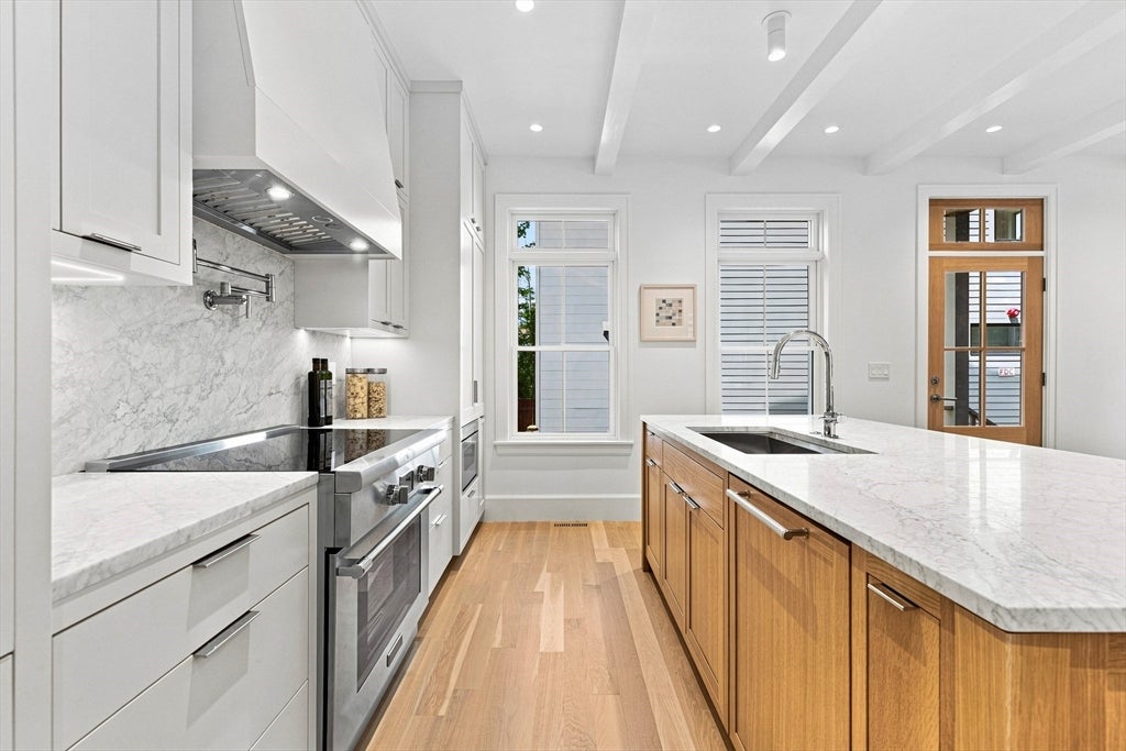 13 Hubbard Avenue, Cambridge, MA, 13 Hubbard Avenue, Cambridge, MA Photo #11