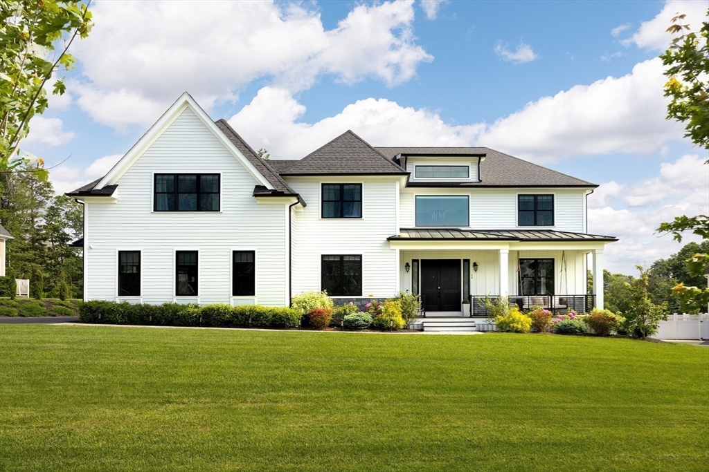 34 Hedgerow Ln