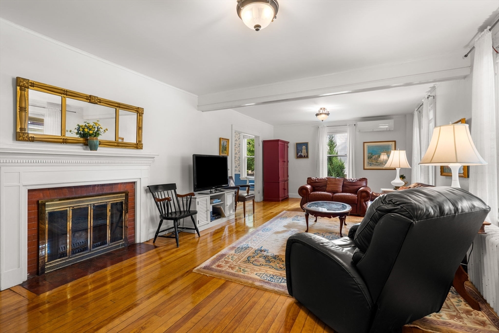 15 Beacon St 15