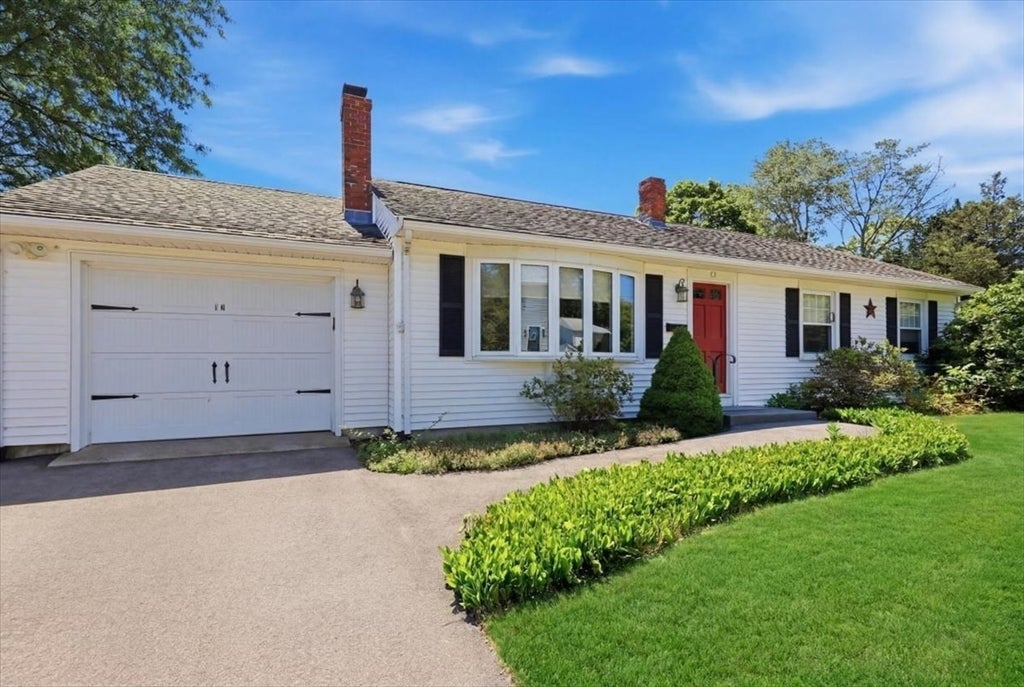 17 Green Dr