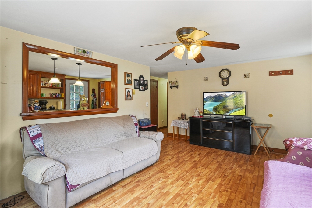 31 Rawson Avenue
