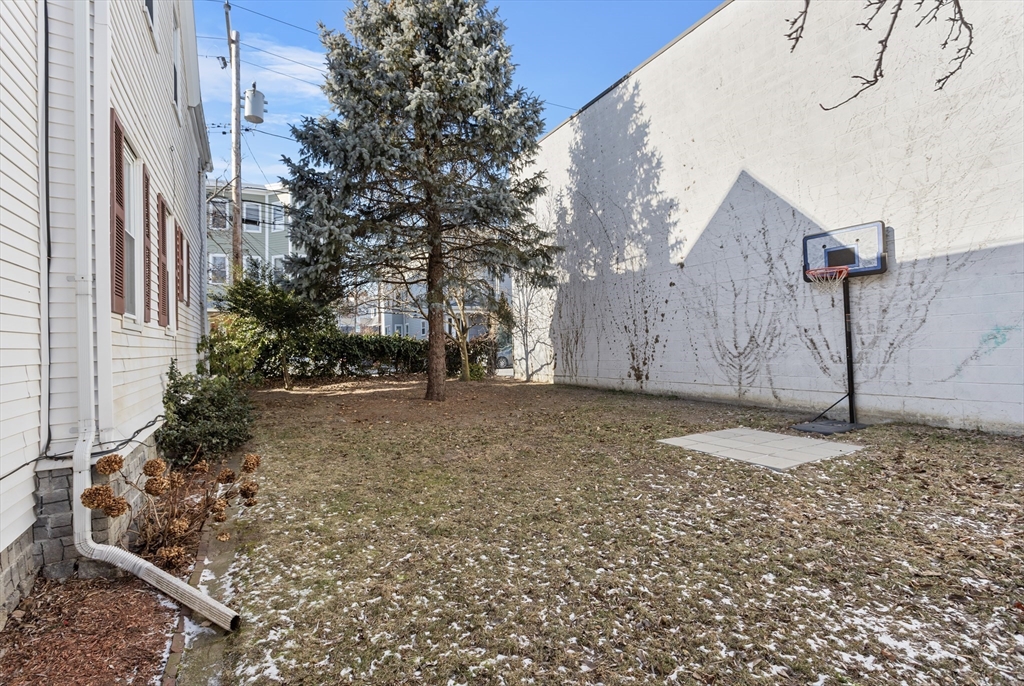 125 Buttonwood St