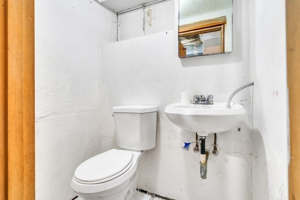 387 Lawrence Road, Medford, MA Photo #20
