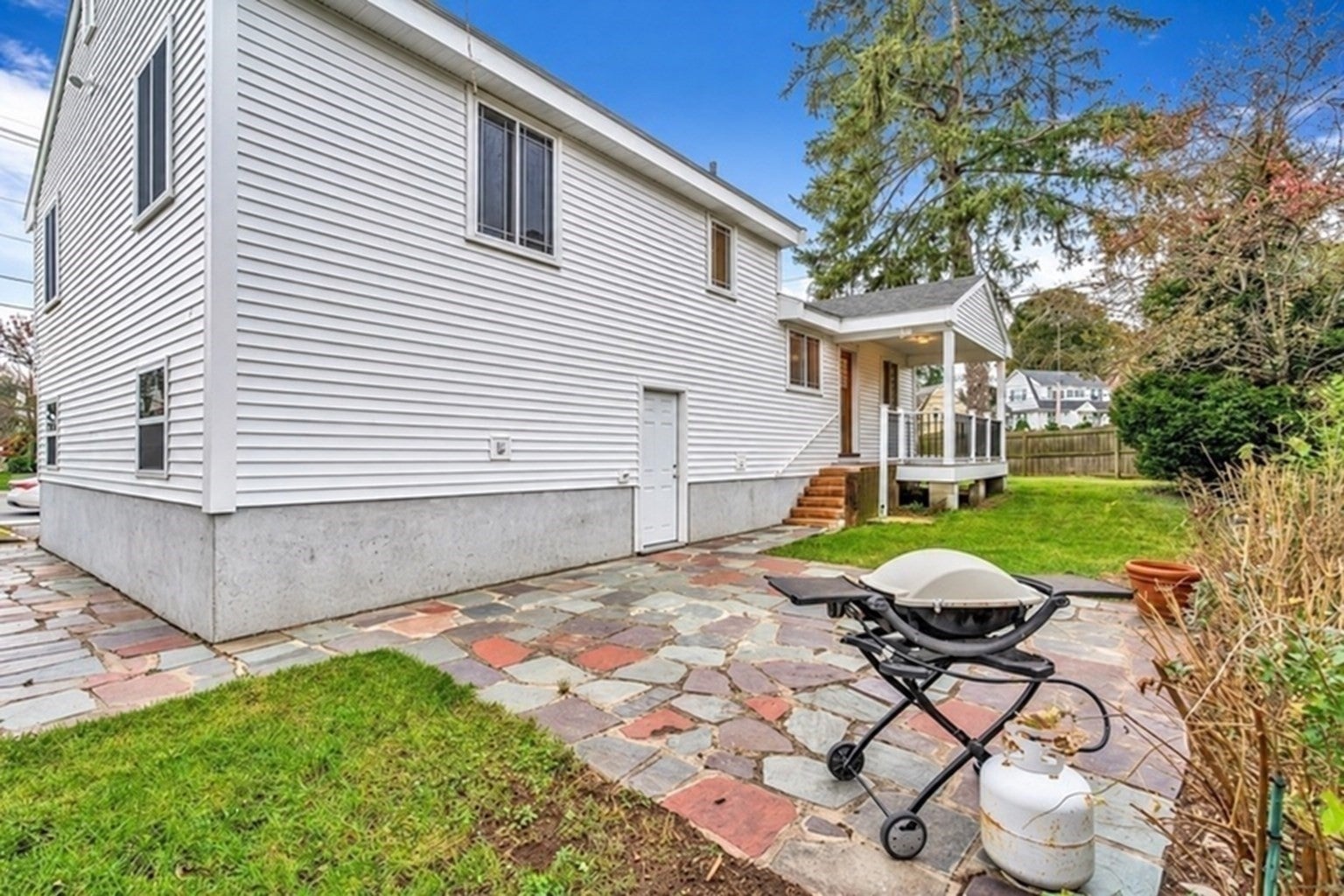 387 Lawrence Road, Medford, MA Photo #23