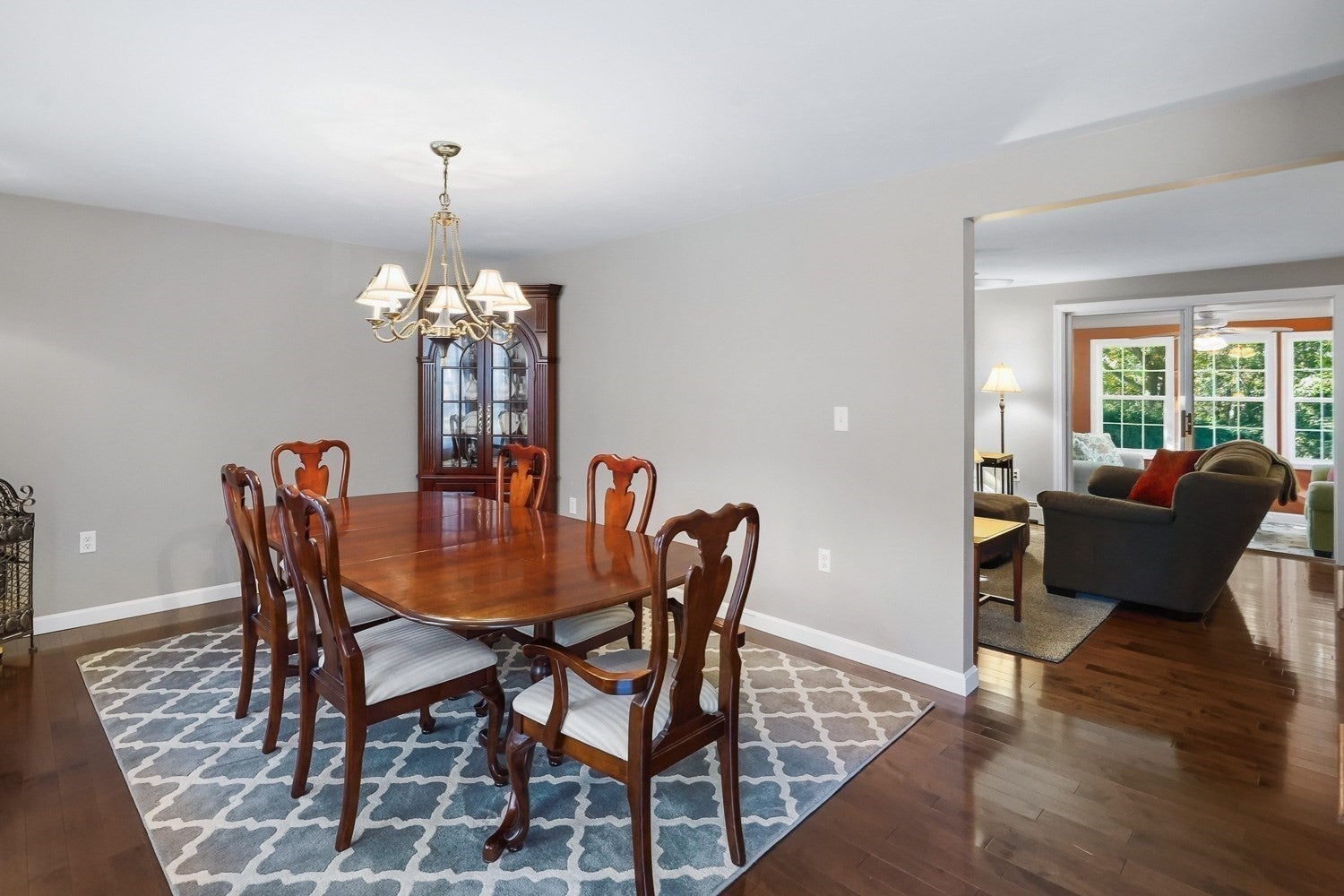 14 Oak Cir