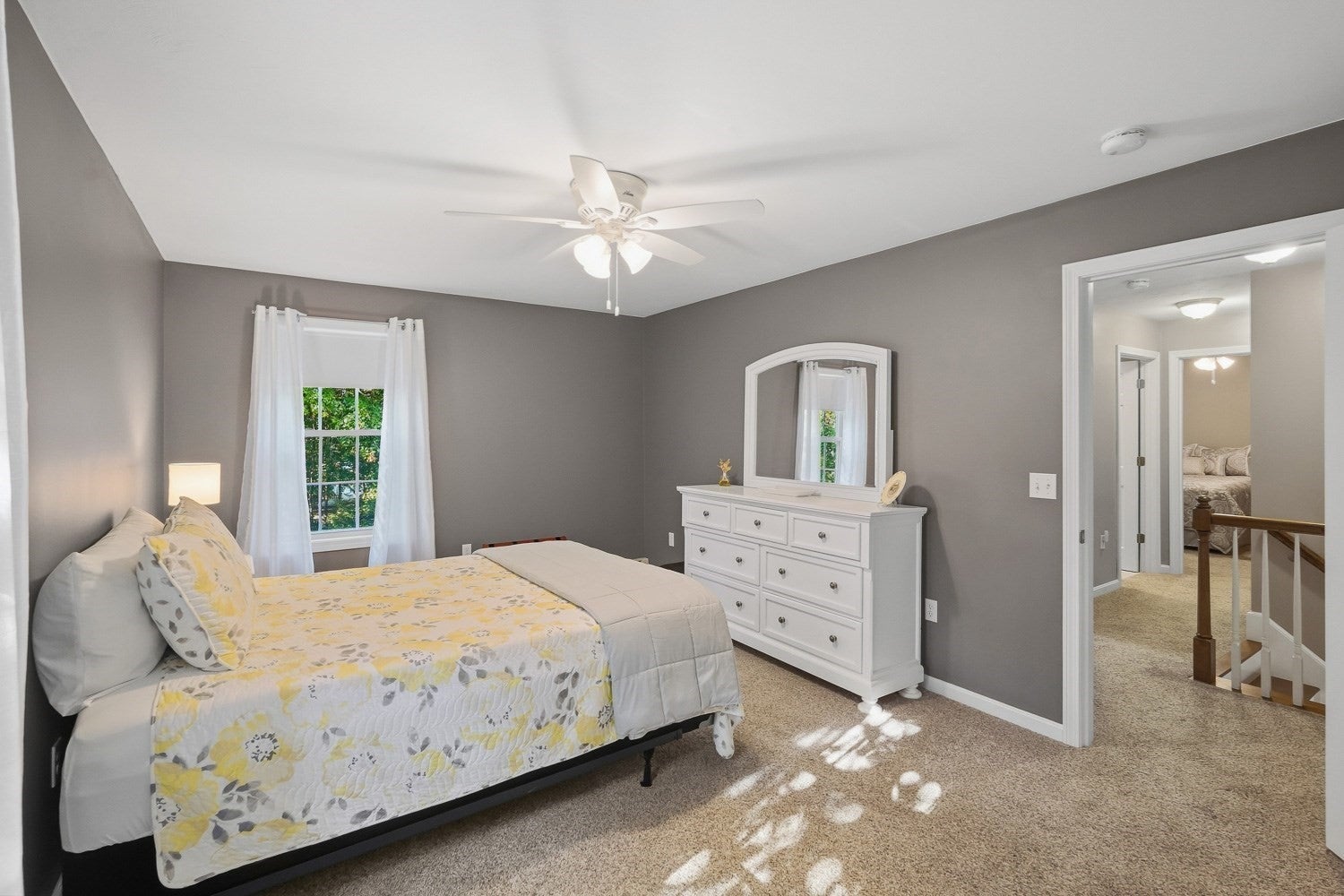 14 Oak Cir, Holden, MA Photo #27