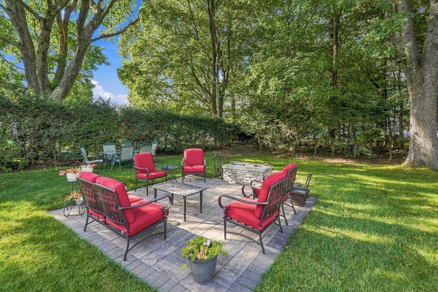 14 Oak Cir, Holden, MA Photo #36