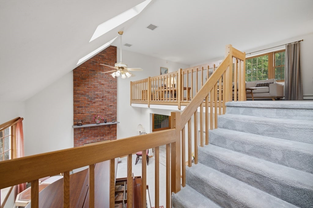 99 Overlook Dr, Raynham, MA Photo #17